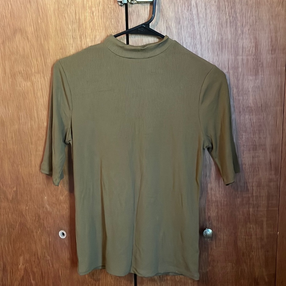 Target a New Day elbow length top